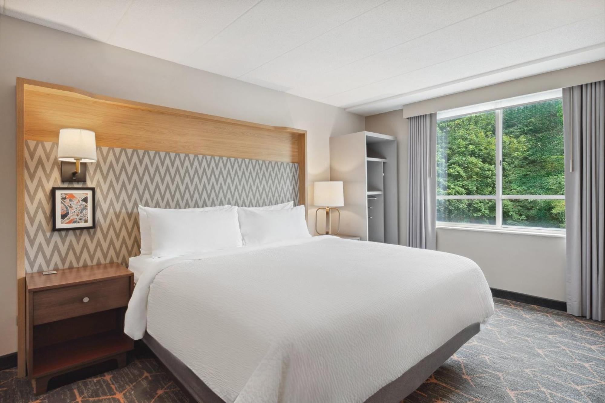 Holiday Inn Portsmouth By Ihg Exteriör bild