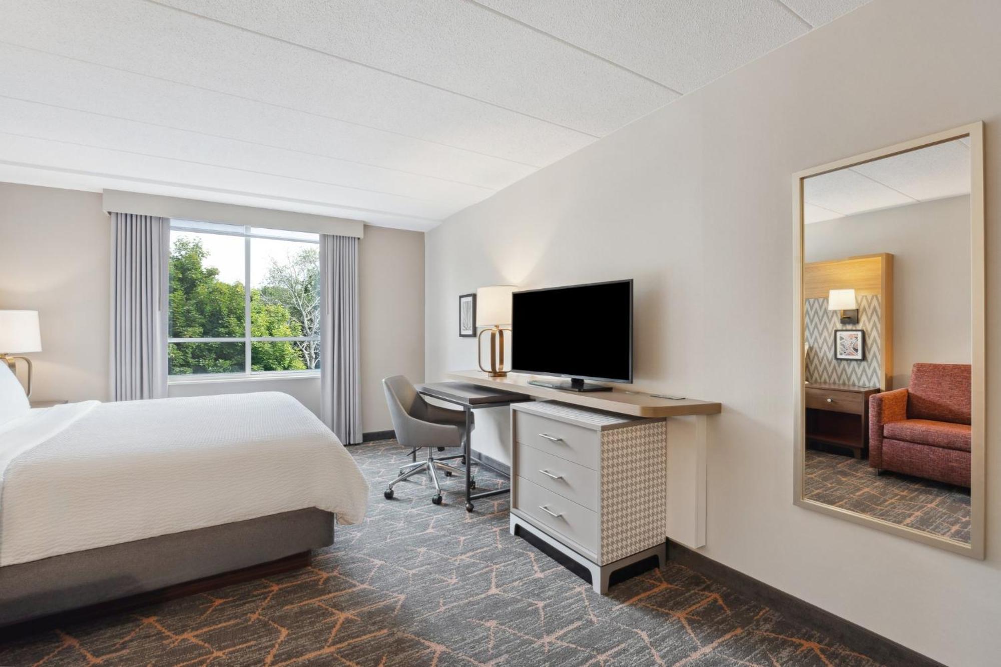 Holiday Inn Portsmouth By Ihg Exteriör bild